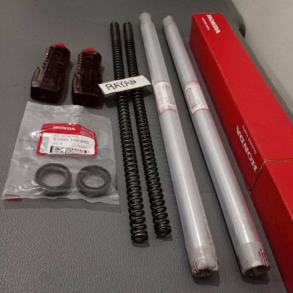 as sok+ per + sil + oli honda win win sok depan komplit kode gf6 original AHM