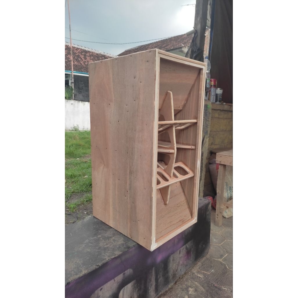 BOX SPEAKER CLA 8 INCH