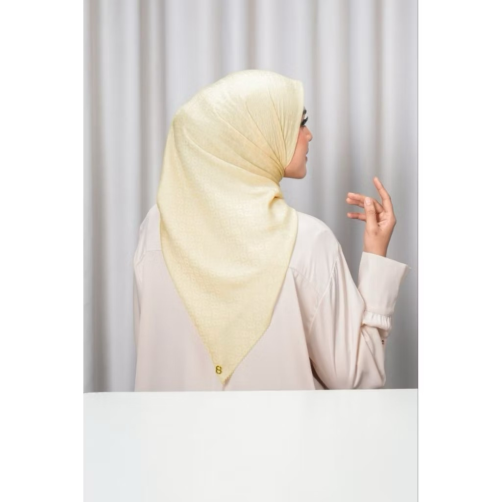 Scarf ButtonScarves embosse 2.0, Zytadelia monogram