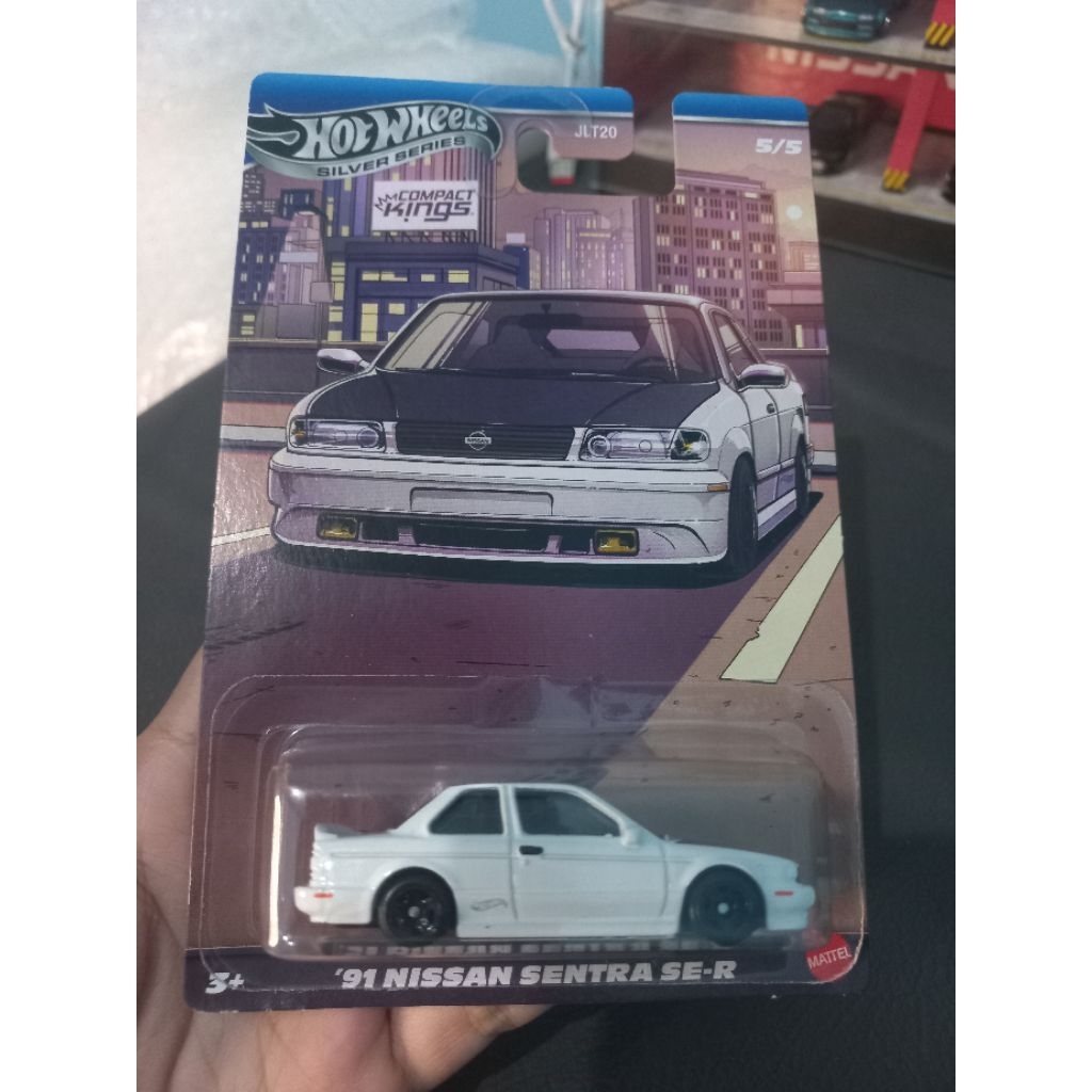 HotWheels Compact Kings Nissan Sentra