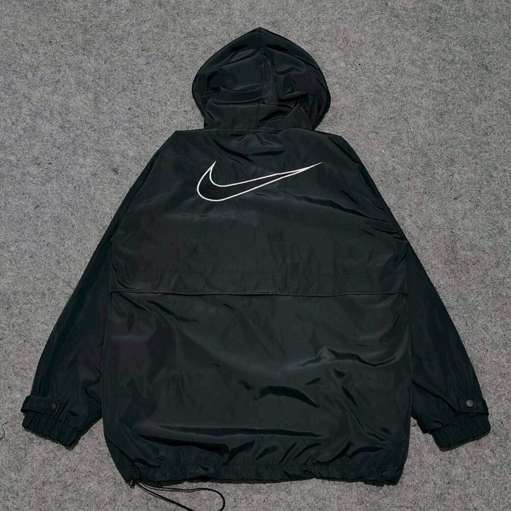JAKET PERASUT NIKE SEMI WATERPROOF PRIA WANITA