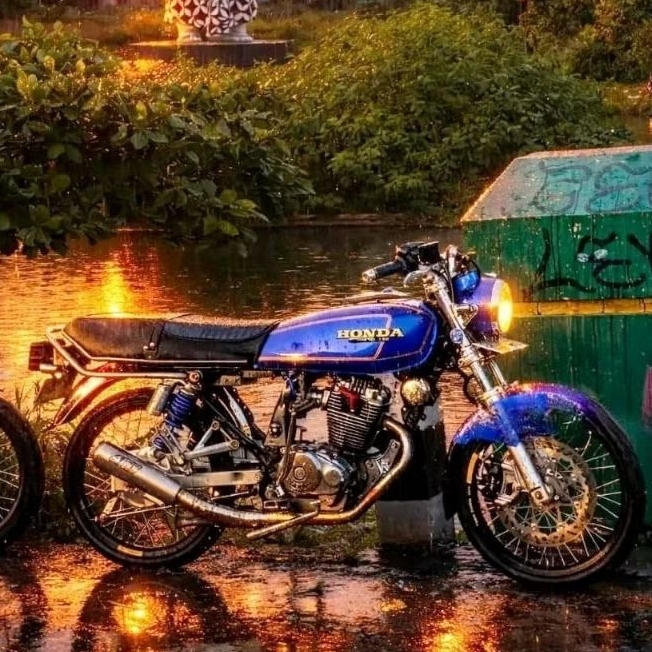 STRIPING ORI HONDA GL 100 GOLD CACING GL 100 STICKER POLET LIS MONTOR GL 100 1982 LIS BODY STANDAR