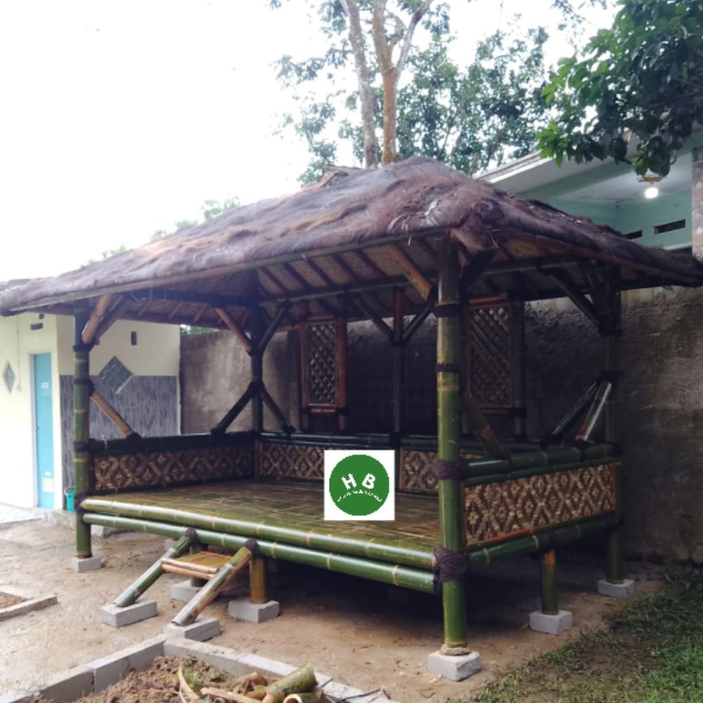 saung bambu gazebo atap ijuk, ukuran 2x4 m