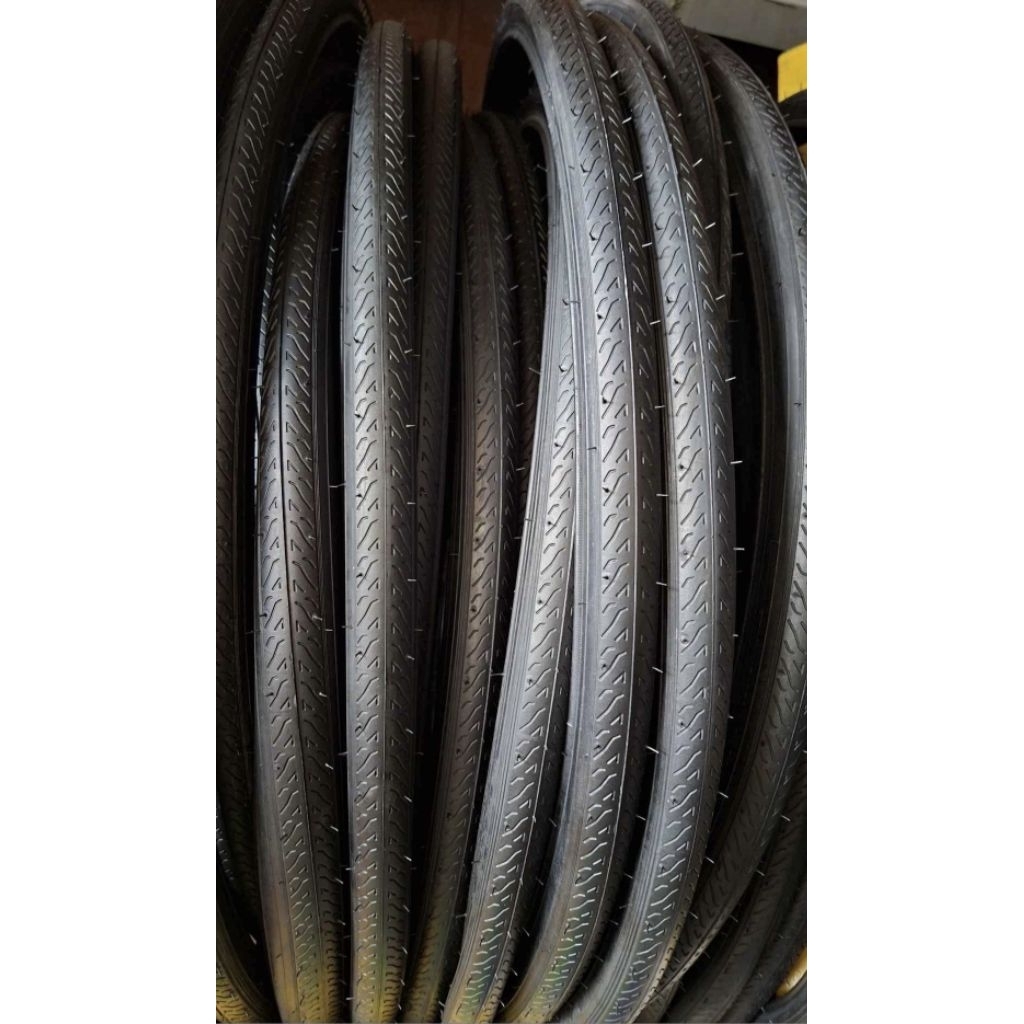 ban luar sepeda 700 x 28C kenda