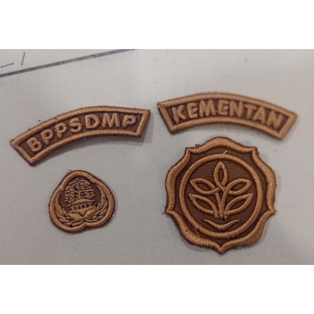 1 set logo kementan warna bordir timbul / 1 set bordir timbul logo kementrian pertanian