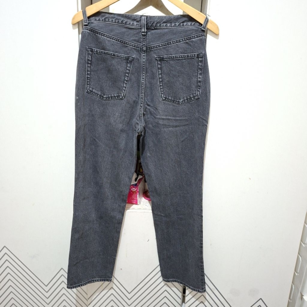 gu wide baggy pants jeans grey , gu wide jeans , gu baggy pants jeans grey