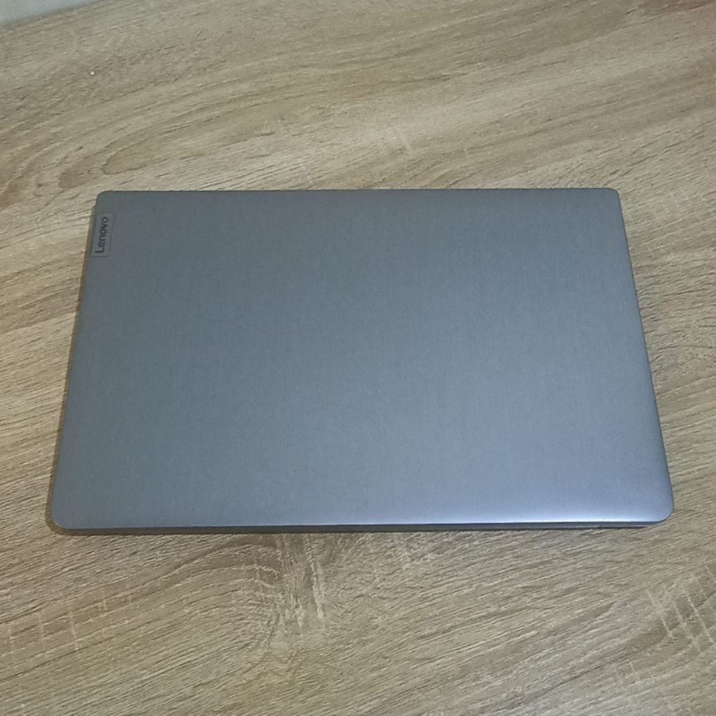 Laptop Lenovo slim 3i core i3 gen 12 8/512