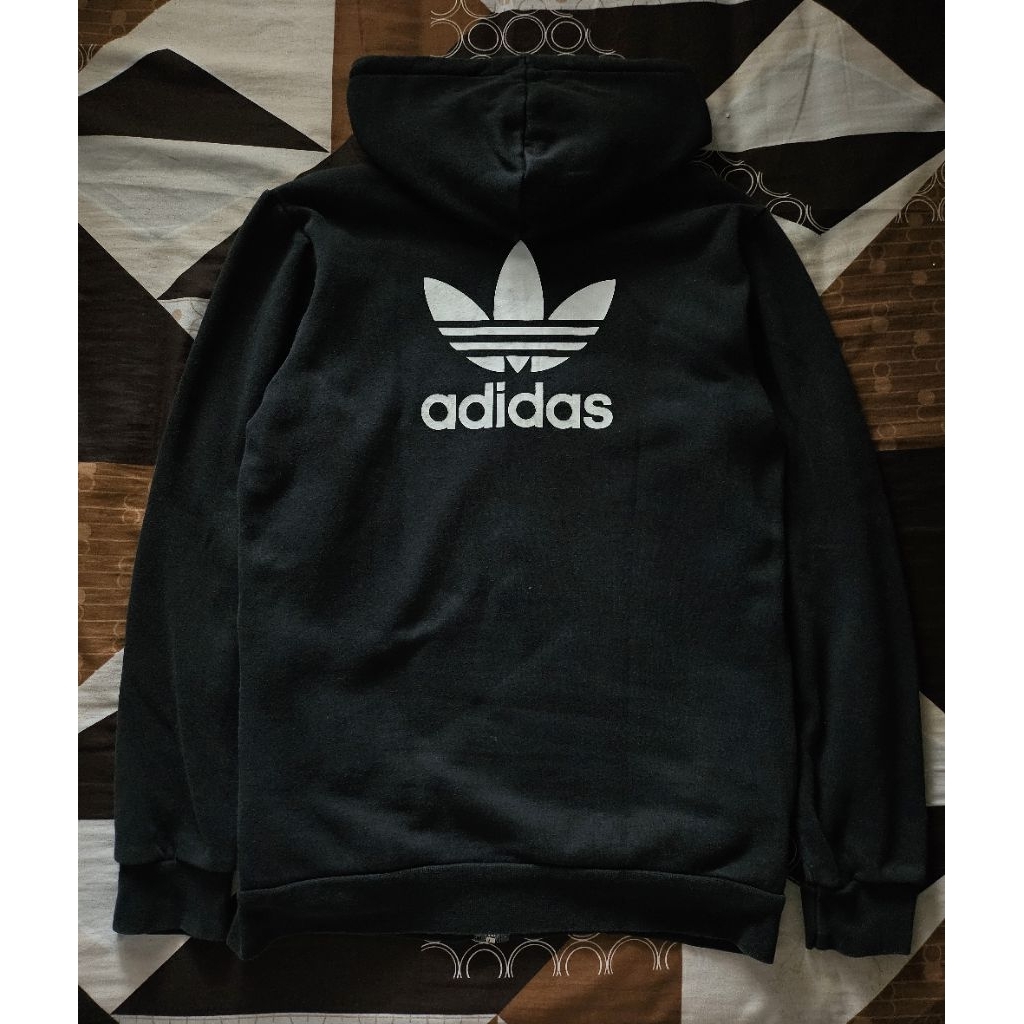 Hoodie Adidas Big Logo Belakang