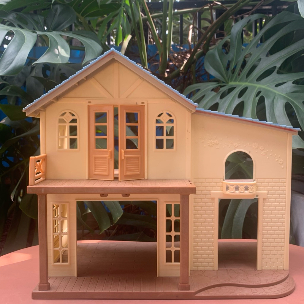 Sylvanian Families Hillcrest Home