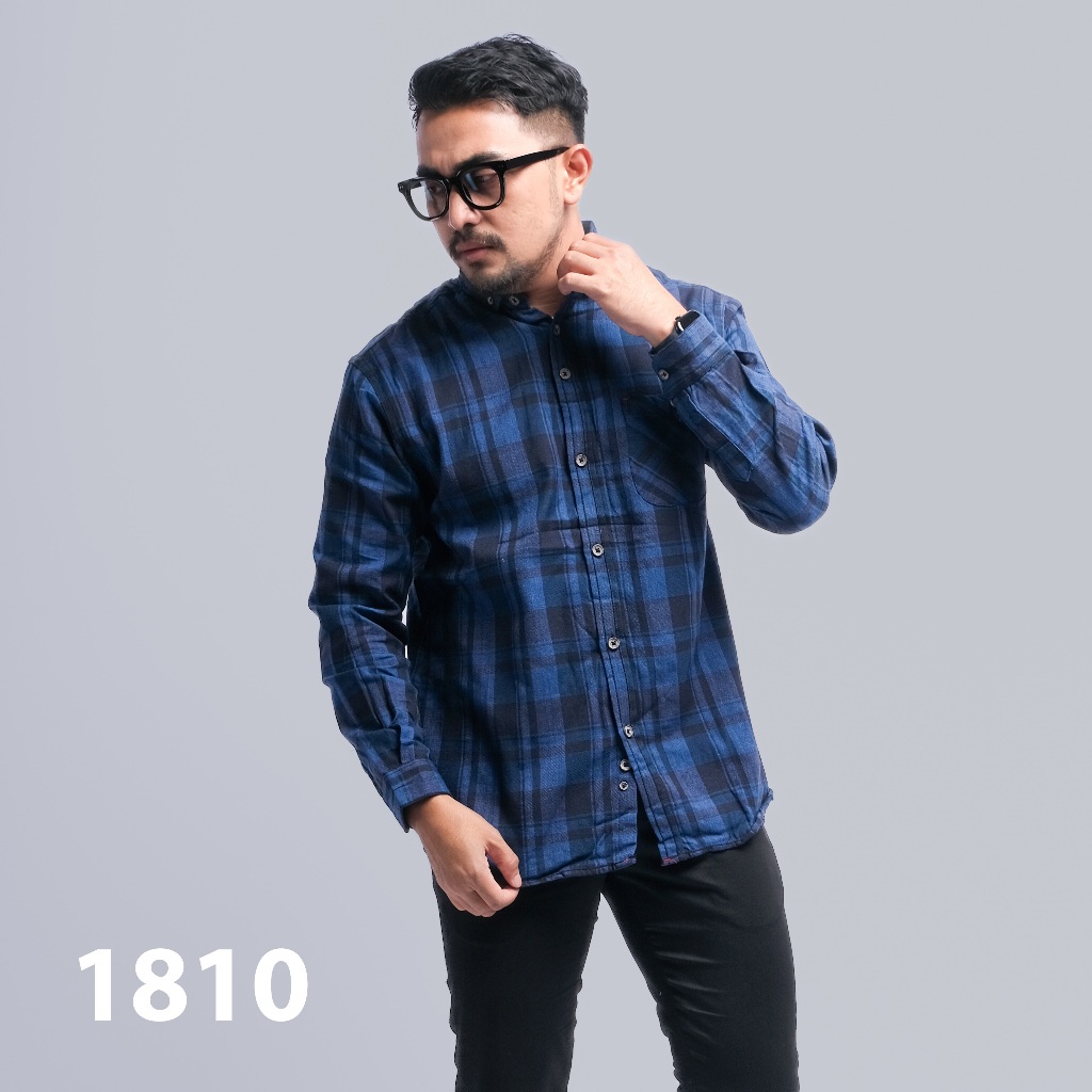 PAKAJI Kemeja Flanel Pria Lengan Panjang Biru Hitam Kemeja Pria Flanel Pria Kemeja Panjang 1810