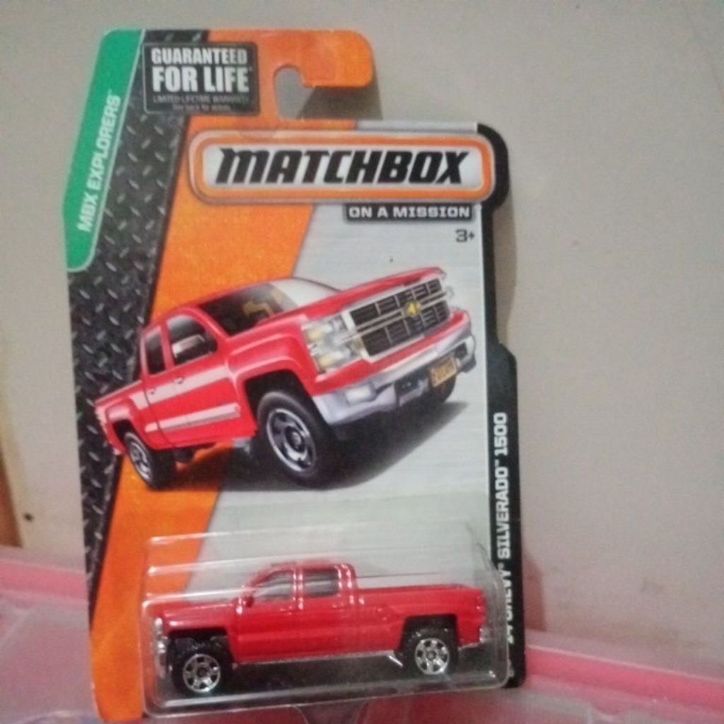Matchbox 14 Chevy Silverado 1500 On a mission