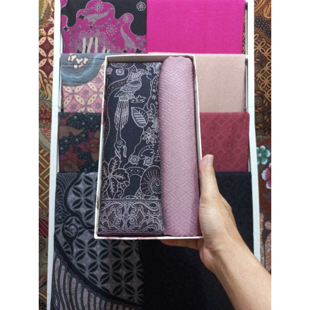 Kain batik/Bahan batik doby - Batik katun doby - Batik modern/Kain batik premium- Kain batik pekalon