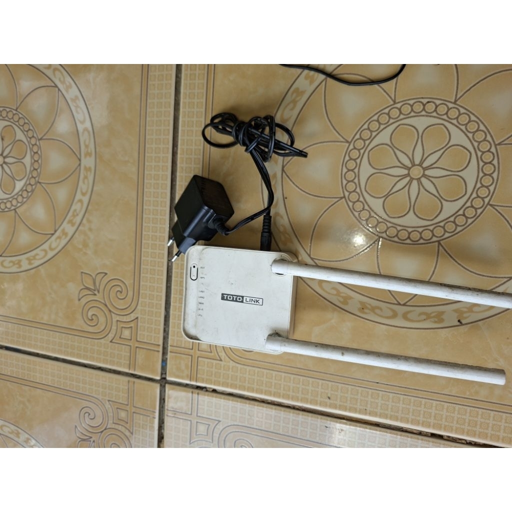 ROUTER TOTOLINK N200RE BEKAS