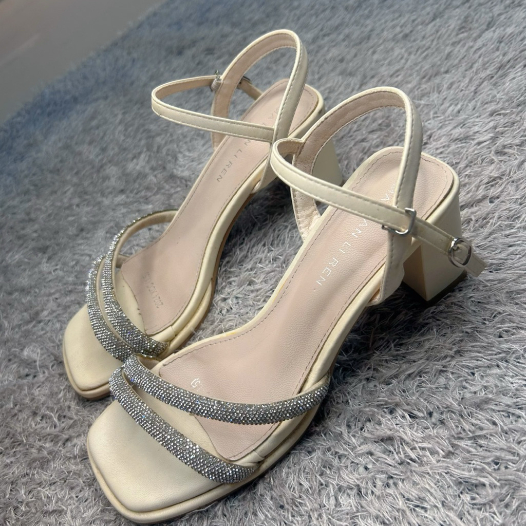 Preloved sepatu wanita guangzhou