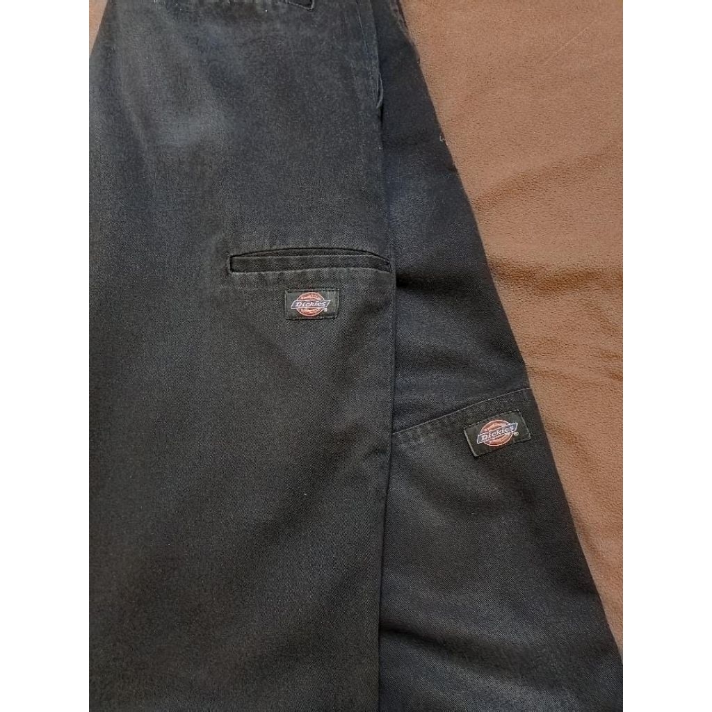 celana dickies loose fit