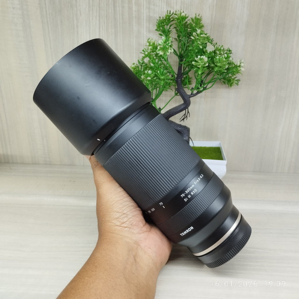 Tamron 70 300mm Di III RXD For Sony Mirrorless Fullframe