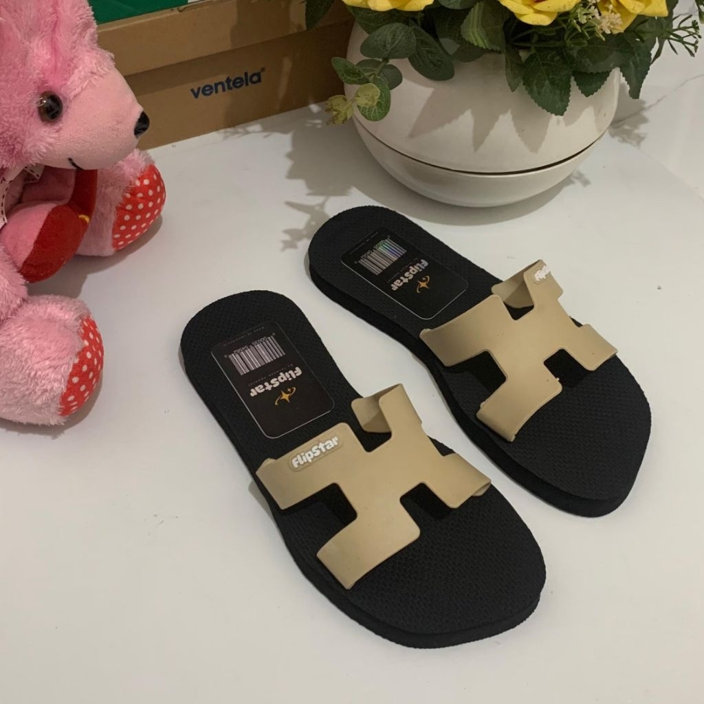 Sandal Sehari-Hari Wanita Dewasa Model Flat/Sandal Teplek Wanita Dewasa Termurah Simple Mewah