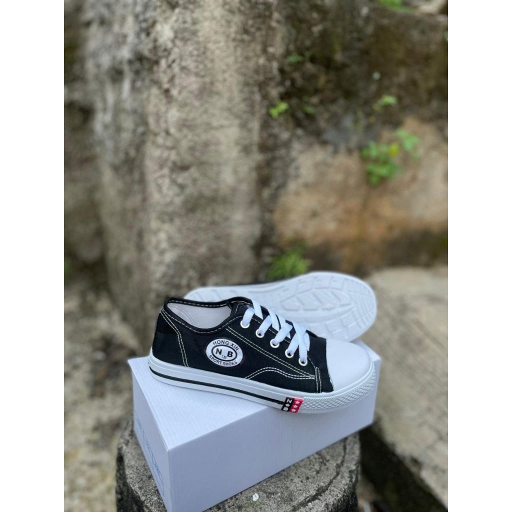 sepatu anak perempuan laki-laki/perempuan SD SMP SMA sepatu anak sekolah NB sepatu sekolah import