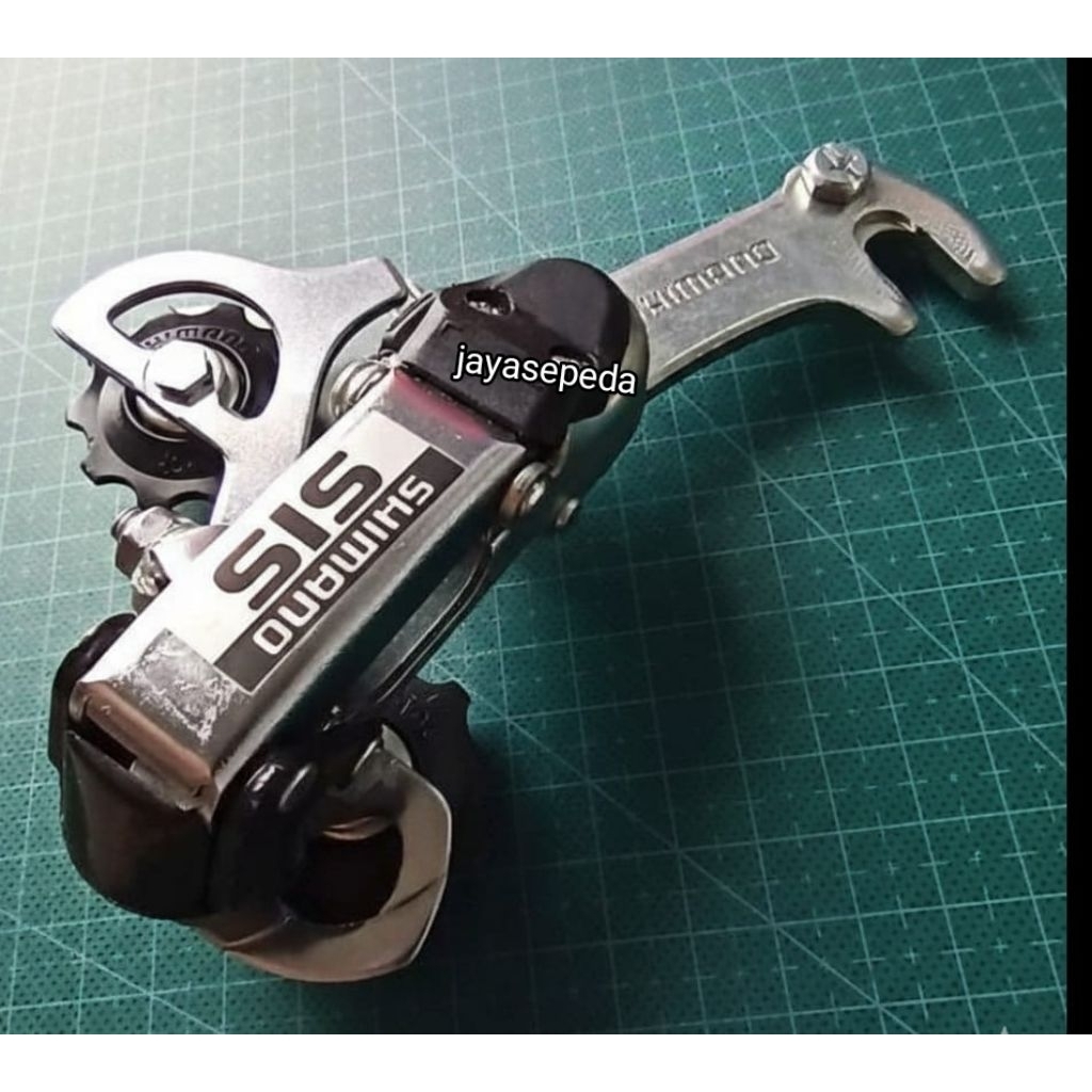 RD Shimano 7 speed TY22 SIS Silver Rear Derailleur NOS Vintage Oriiginal