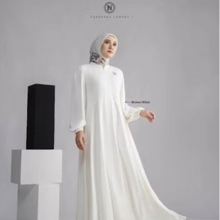 Nadheera Putih Humairah Dress