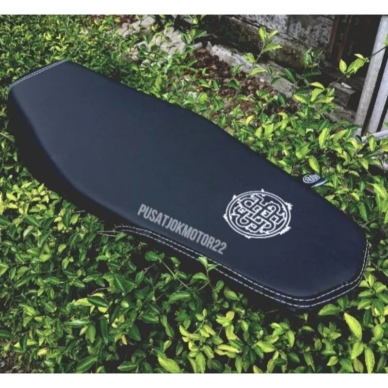 Jok Motor  REVO / SMASH Arvi Slim Tipis Anti Jinjit Busa Empuk Anti Slip Satu Set