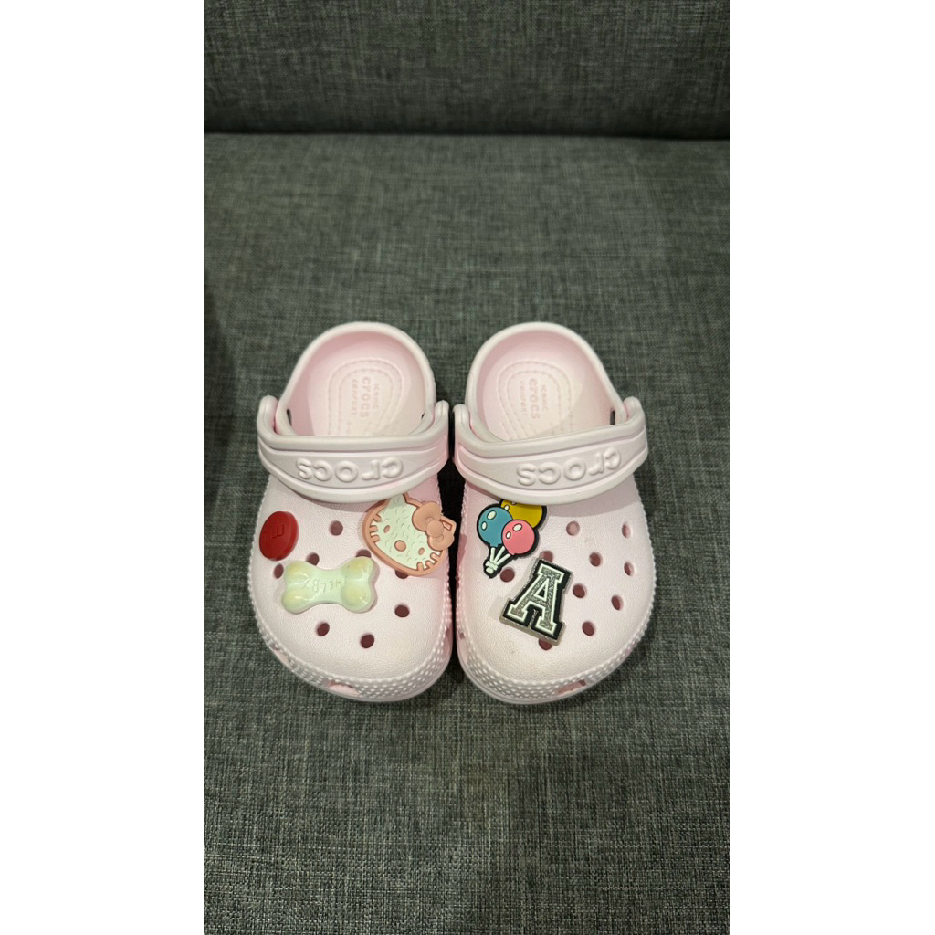 Preloved Crocs baby C6 original pink milk