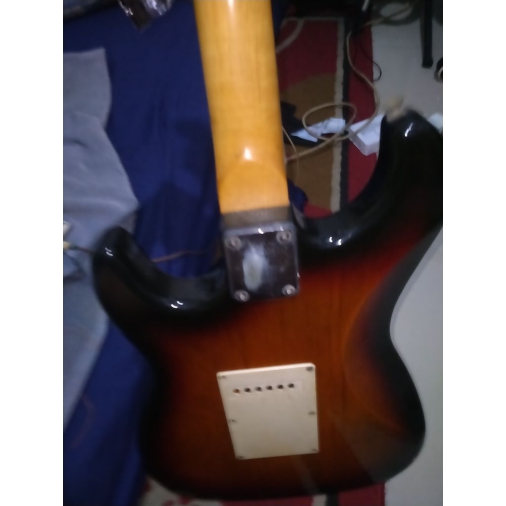 Gitar Squier California series By Fender  secound