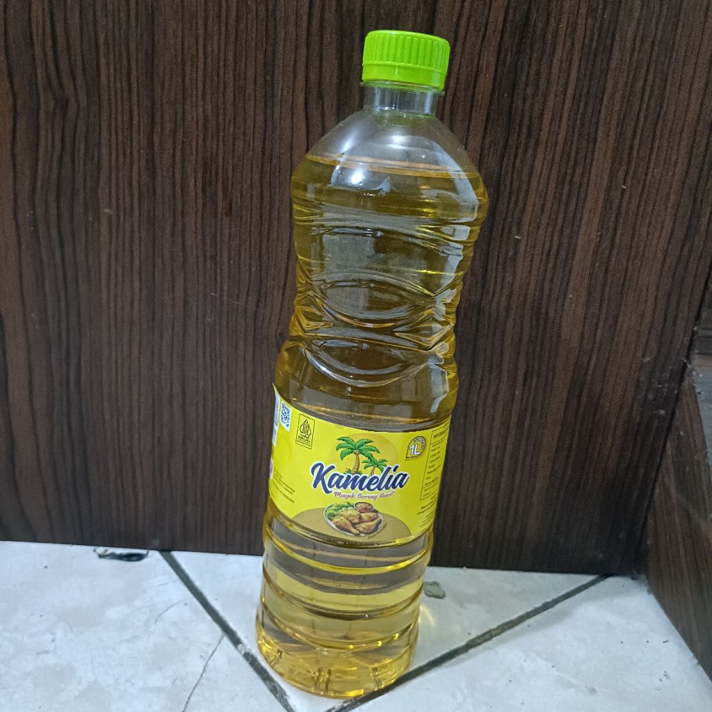 Minyak goreng kamelia 1 liter kemasan botol