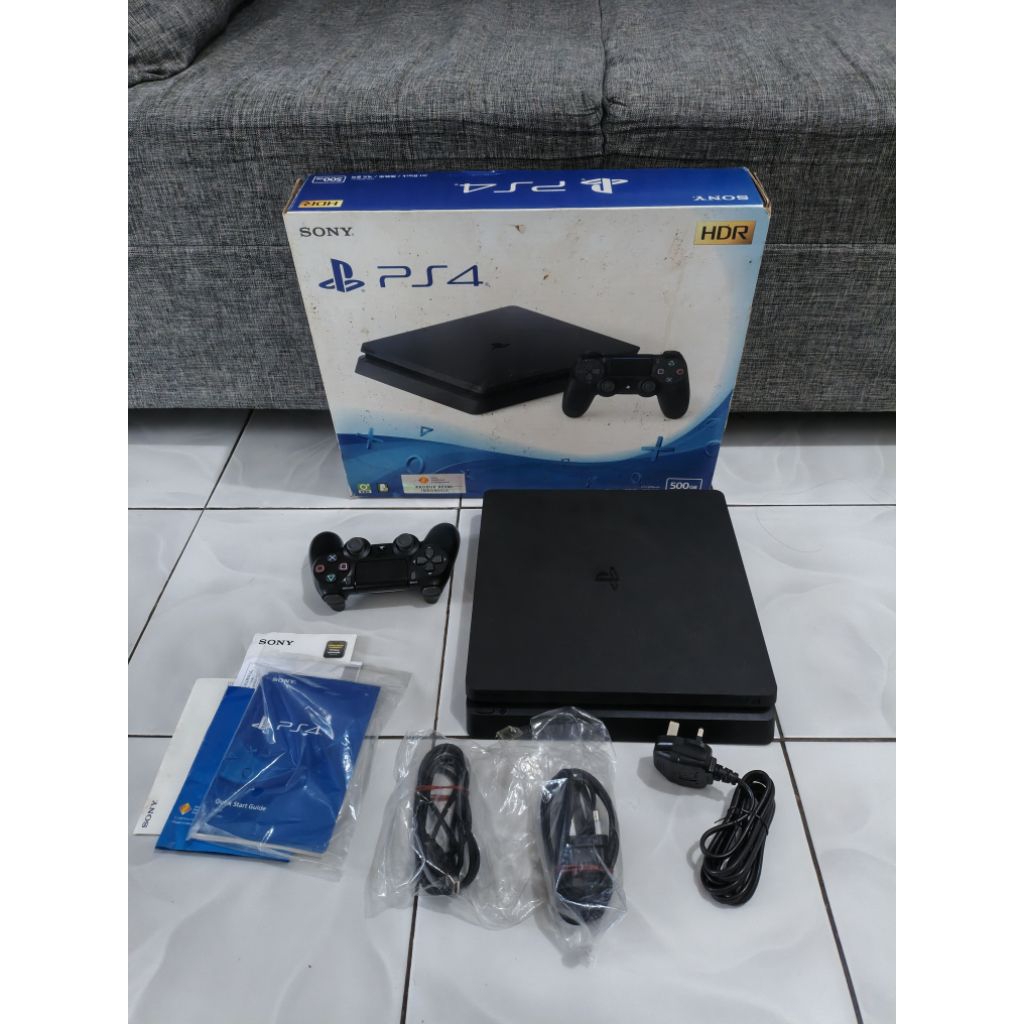 PS4 Slim 500Gb Seri 22 Second Fullset Resmi Indonesia