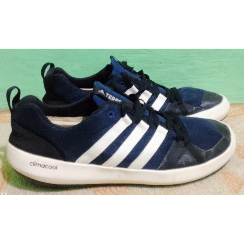 Sepatu Adidas Terrex