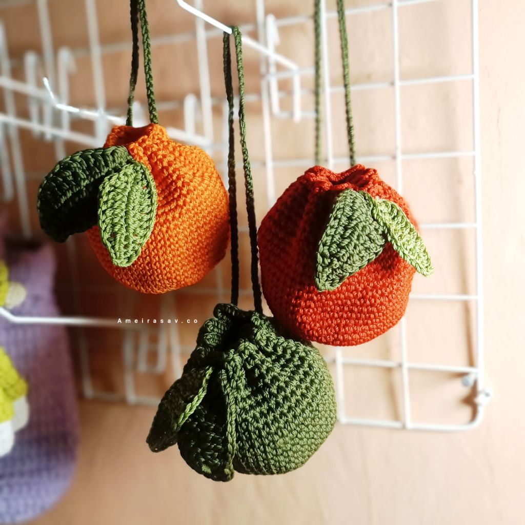 Mini pouch rajut / pouch serut / rajut