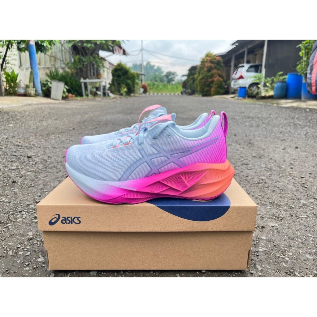 Asics Novablast 5