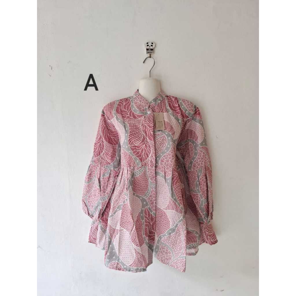 BLOUSE BATIK LENGAN BALON