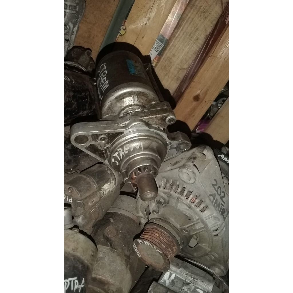 dynamo stater honda stream