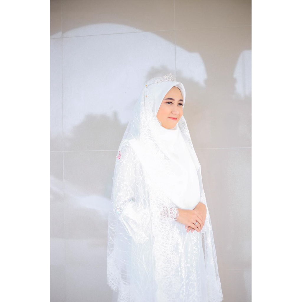 PRELOVED DRESS AMR THE LABEL , cocok buat lamaran, tunangan, Lebaran dan akad