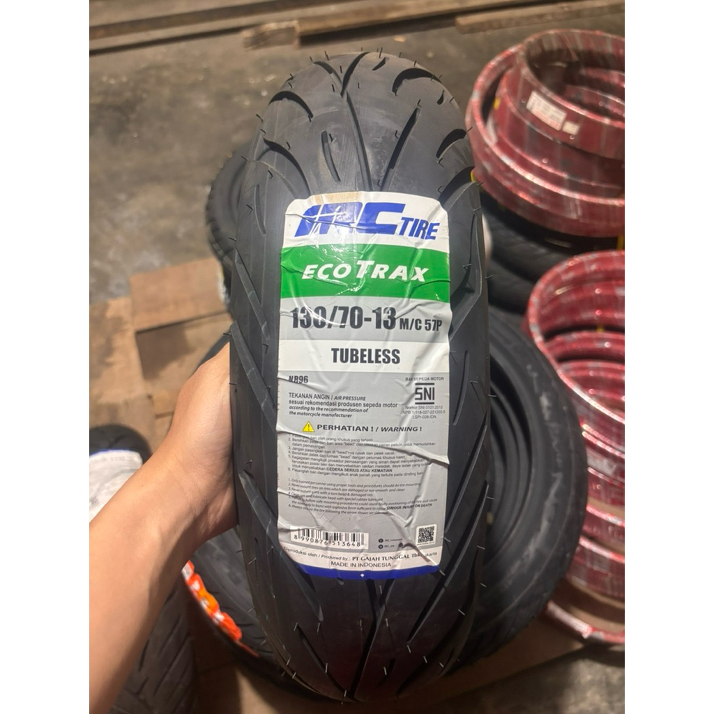 IRC ECOTRAX NR96 130/70 RING 13 TUBELESS