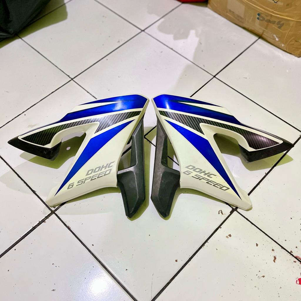 Shroud Sayap Tangki CB150 R Old Sepasang Original Copotan