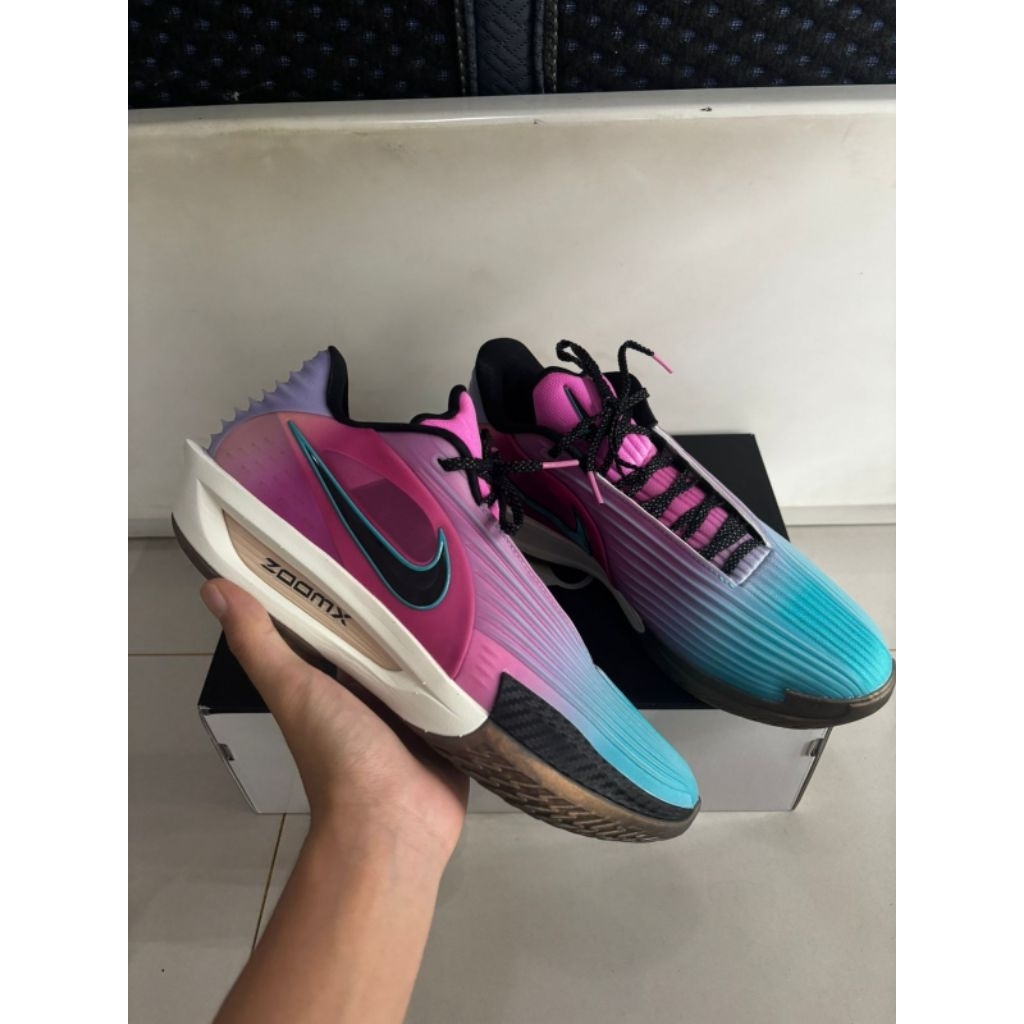 Sepatu Basket Nike GT Cut3 Turbo