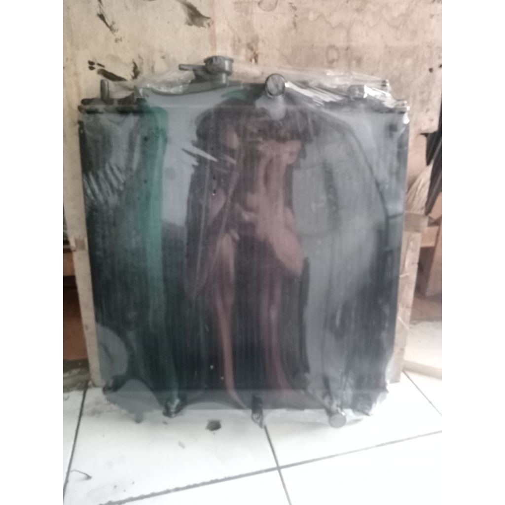 Radiator Avanza 2010 original denso