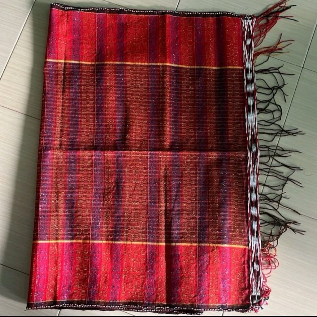 Ulos Ragi Hotang
