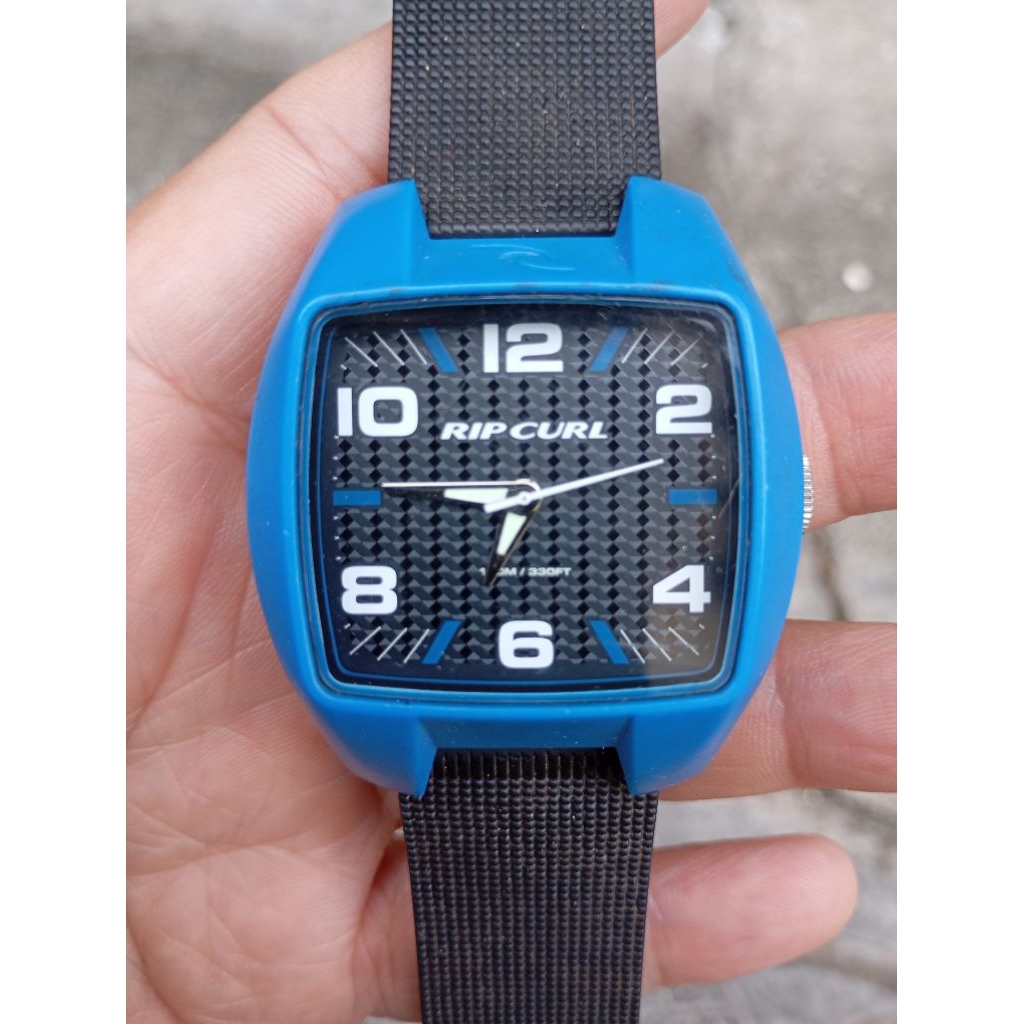 jam tangan cowok ripcurl PIVOT A2410 preloved second original