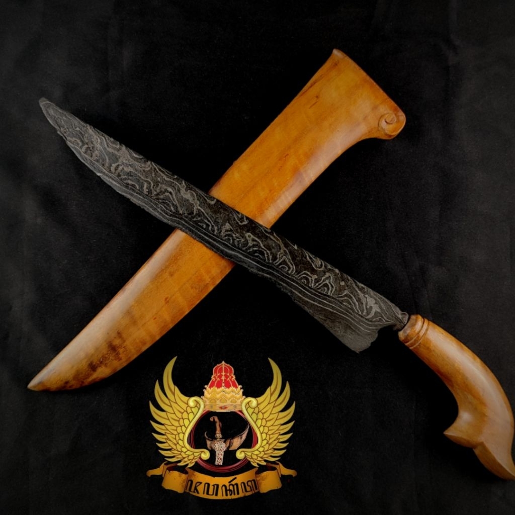 Wedung Pamor Dwi Warna Kenanga Ginubah -  Janur Sinebit Tangguh Padjajaran