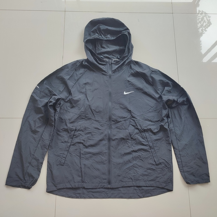67. Jacket Outdoor Olahraga Nike Running Packable Size XL - Pakaian Gunung Lapangan Running Casual