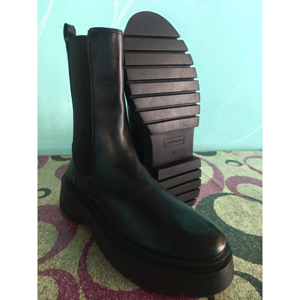 Sepatu Chelsea Boots Unisex