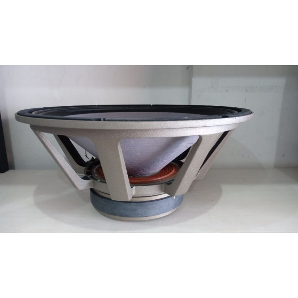 SPEAKER TOTO SOUND PLATINUM 18IN
