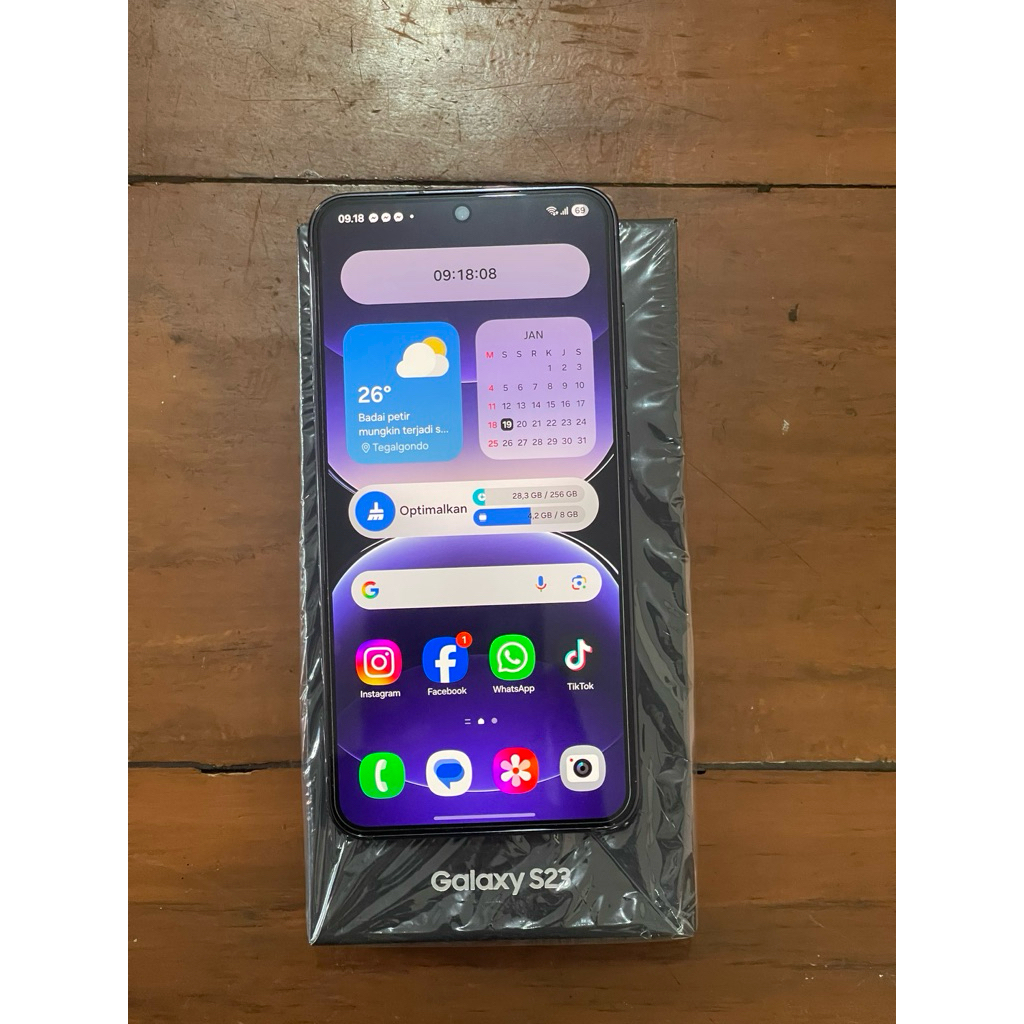 Samsung s23 basic 8/256 SEIN second