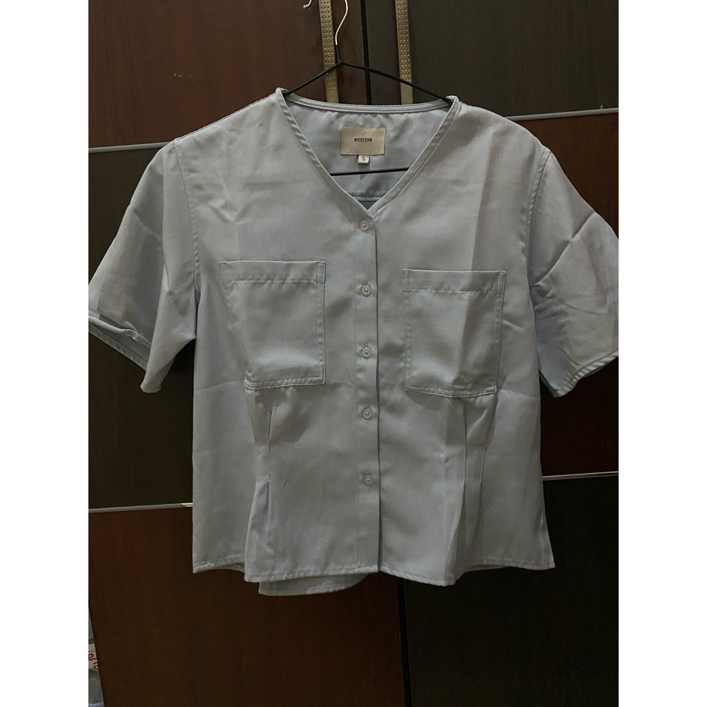 PRELOVED ECINOS BUTTER KEMEJA