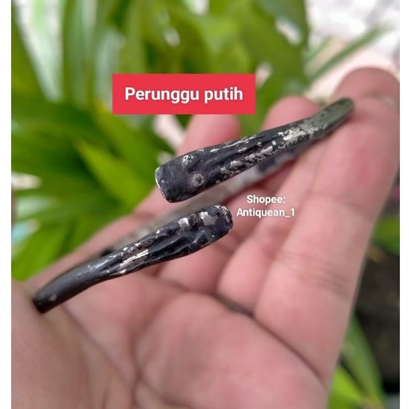 Gelang ulan-ulan perunggu sepuh kuno temuan sungai 6