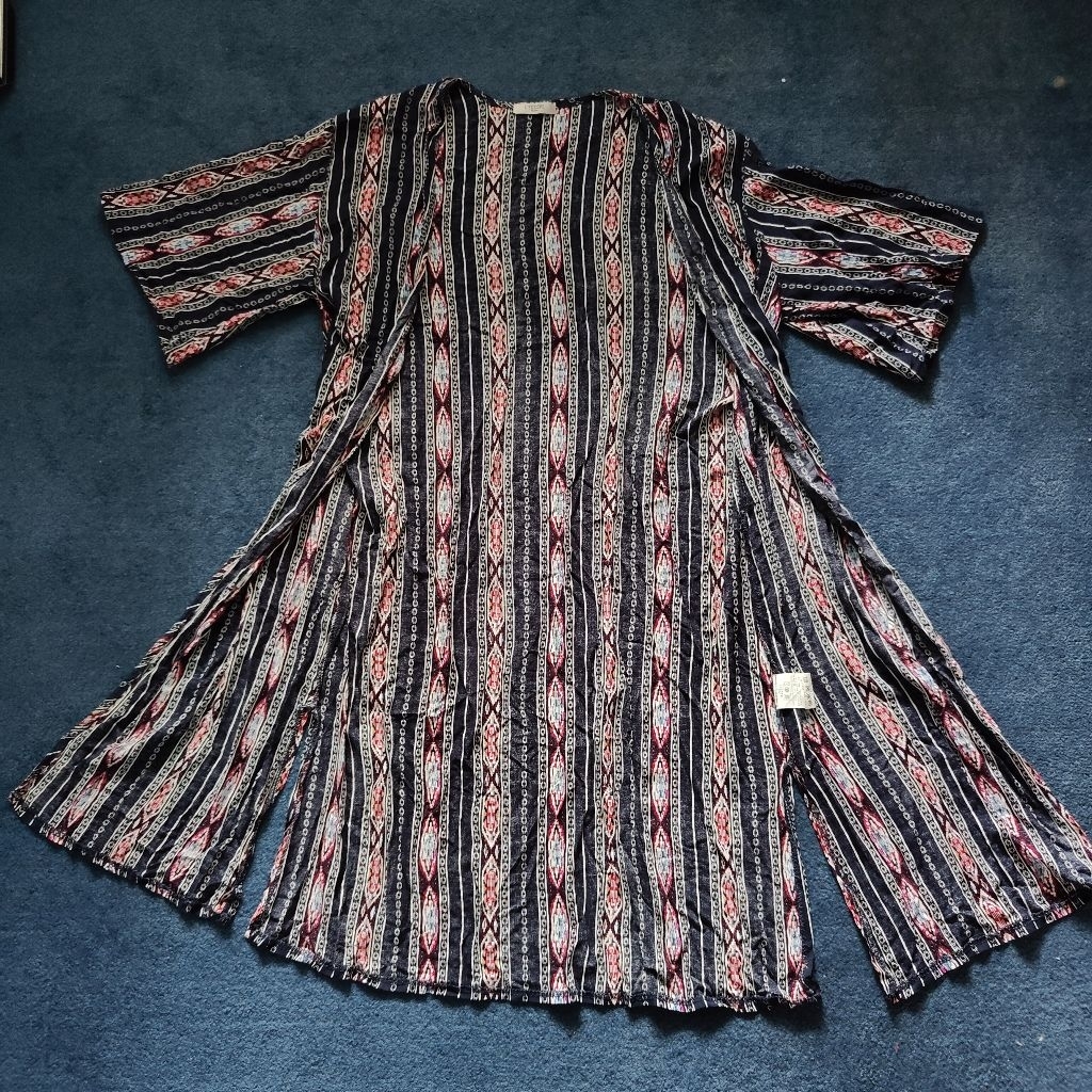 Outer Motif kain tenun panjang