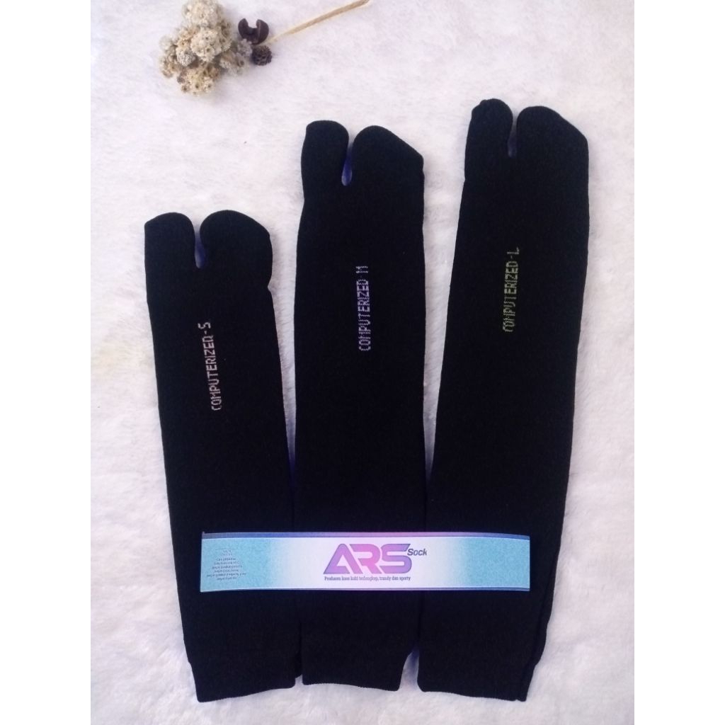 ARS Kaos Kaki Muslimah Jempol Polos Hitam Bahan Nilon Computers Desain